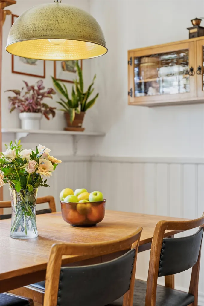 Salle à manger - Cottage with Garden and Nature Plot in Torsåkers