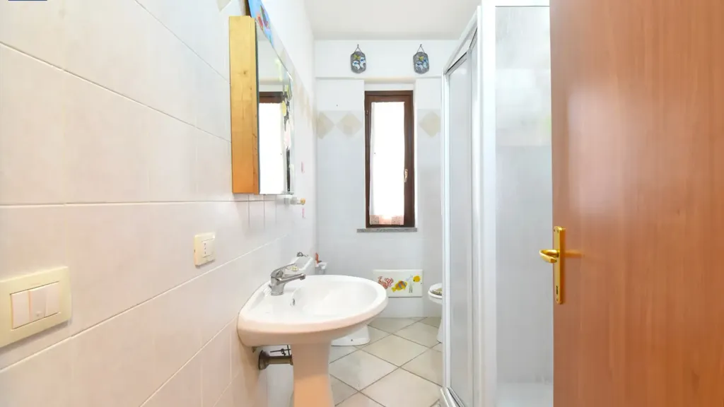 Salles de bain - Apartment with Terrace in Santa Teresa Gallura