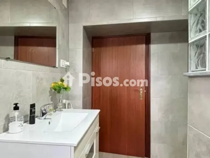 Salles de bain - Semi-detached House with Terrace in Loja