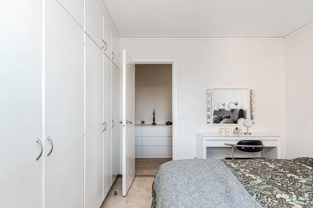 Chambres - Apartment with South-Facing Balcony in Sundsvall