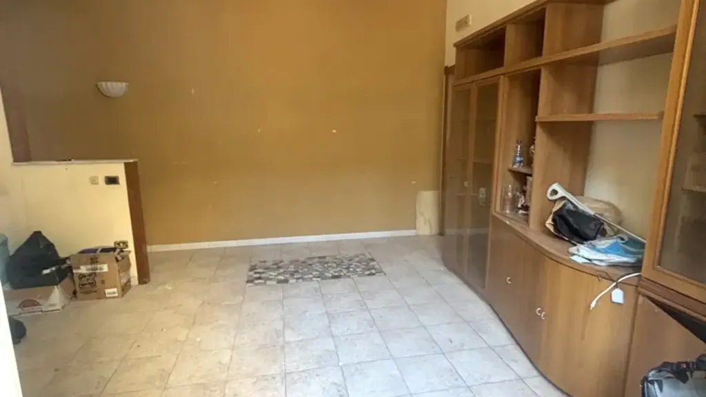 Esik - Studio Apartment in Central Calata Capodichino, Naples