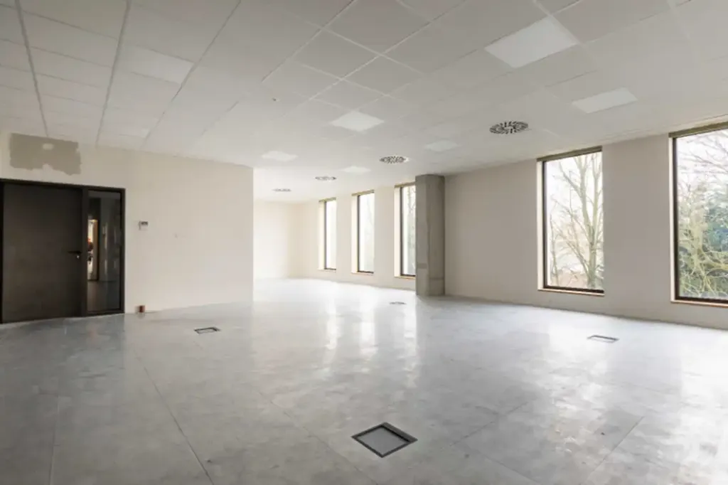 Rooms - Office Space with Terrace in Roeselare