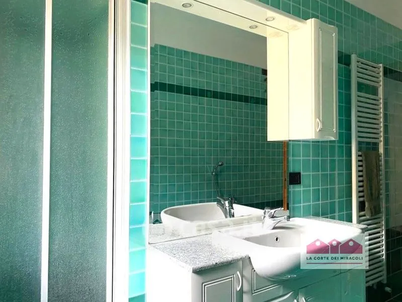 Vannitoad - Elegant Two-Bedroom with Studio in Vicenza