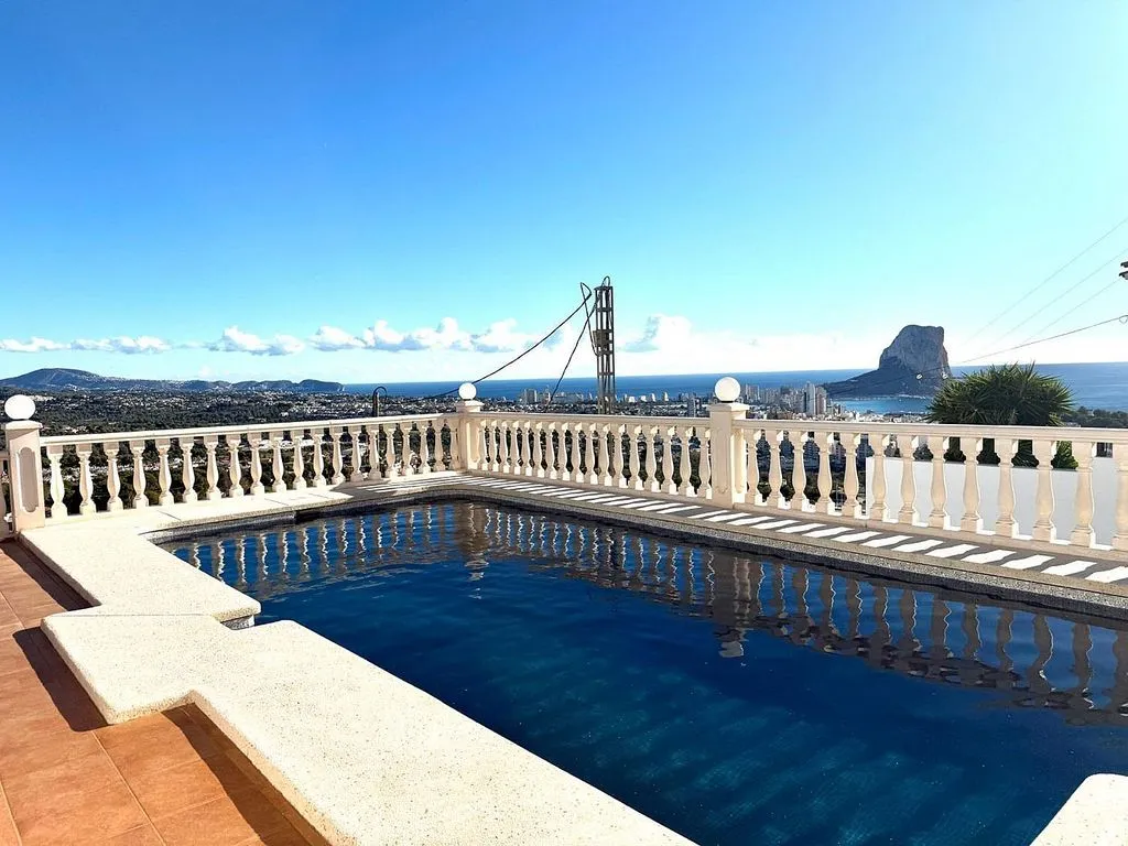 Pool - Luxury Villa with Sea Views in Calpe