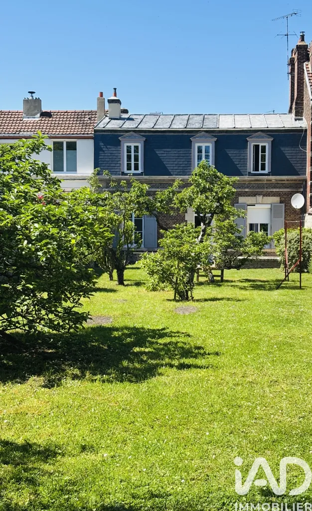 Jardin - Maison Ancienne Rénovée dans le Quartier des Veneurs à Compiègne