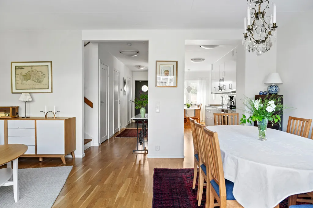 Salle à manger - Modern Terraced House with Solarium in Kolla Parkstad