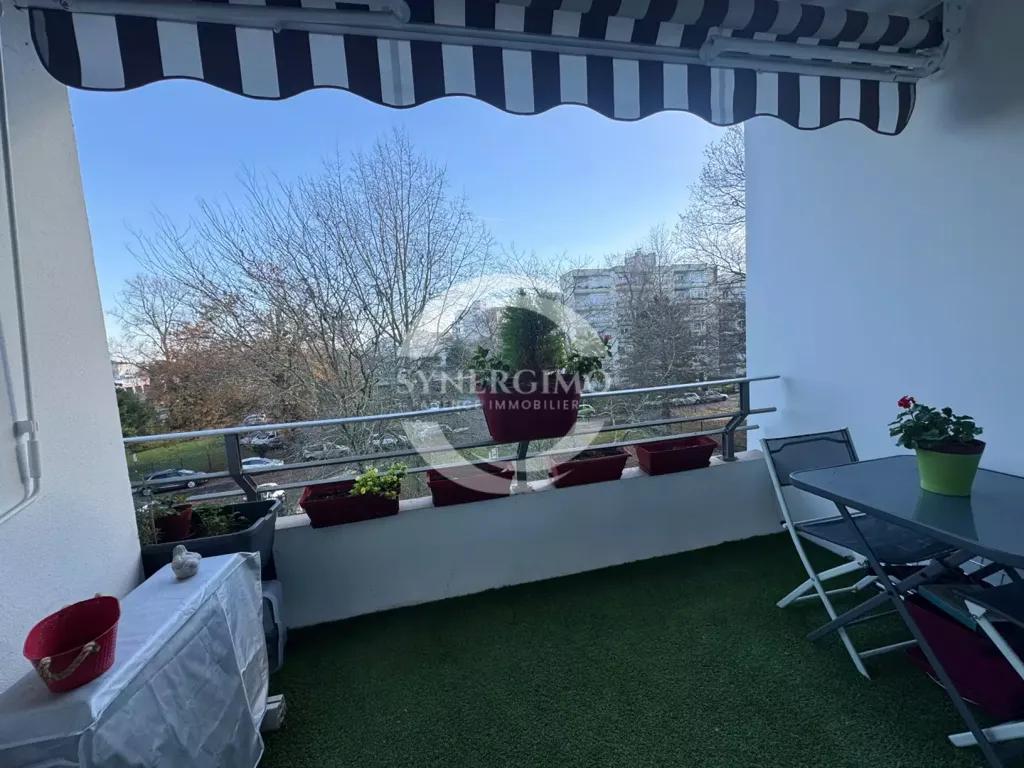 Terrass - T3 Apartment with Balcony in Mérignac Arlac
