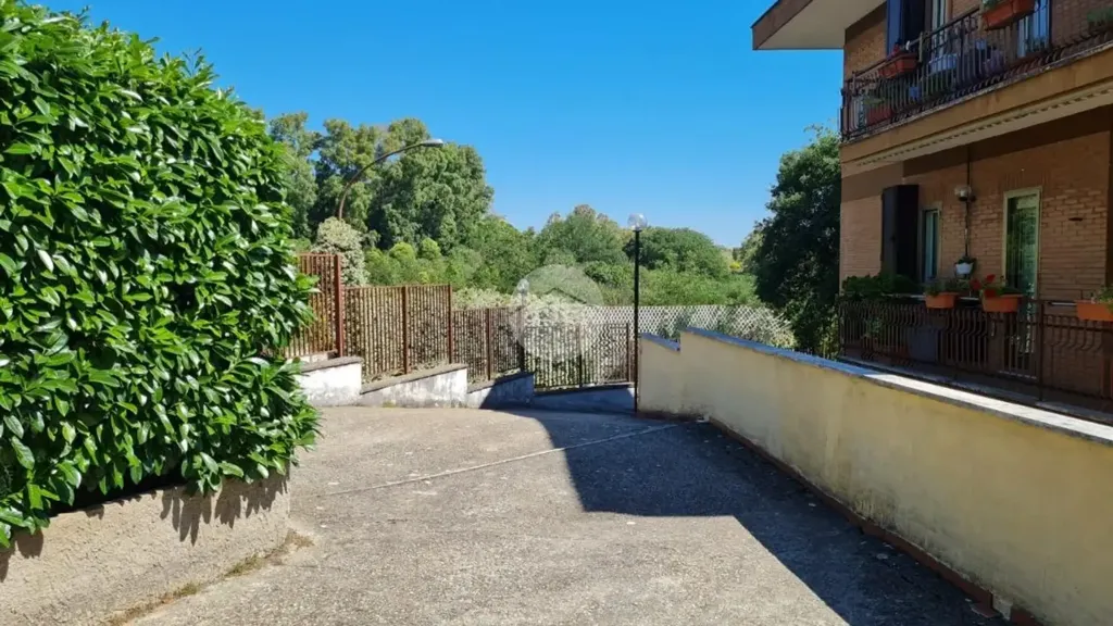 Välivaade - Studio Flat with Park View in Rome
