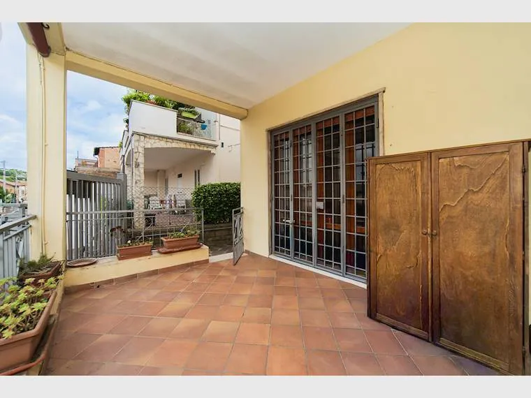 Terrace - Central Two-Bedroom Apartment in Formello