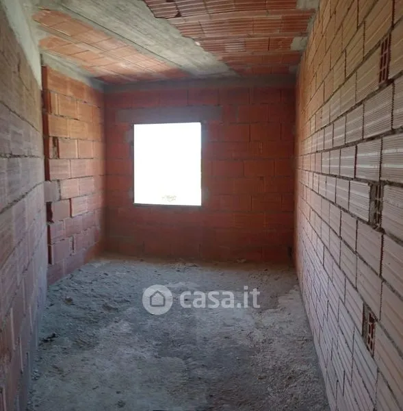 Rooms - Two-Level Apartment with Veranda in Torpè