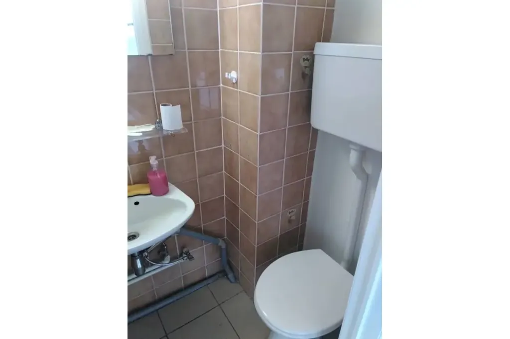 Bagni - Studio with Metro Access in Etterbeek