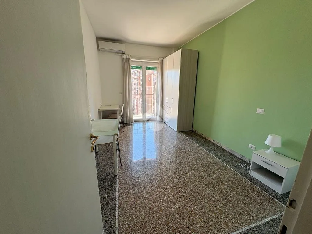 Chambres - 3-Bedroom Apartment with Balcony in Rome