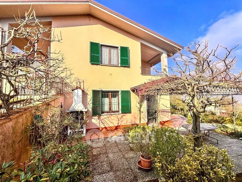 Aed - Villa with Garden in Colli Verdi