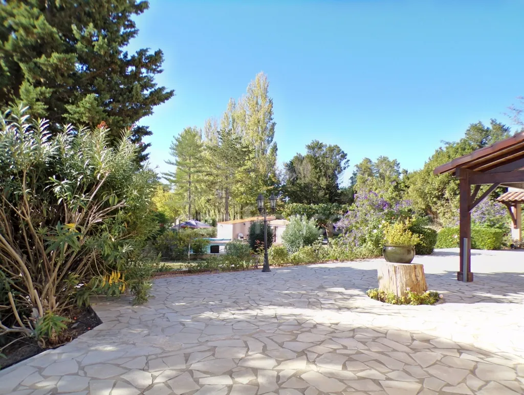 Terrass - Villa with Pool in Cruzy