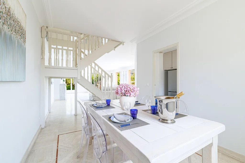 Dining Room - Character House with Pool in Nice Cimiez