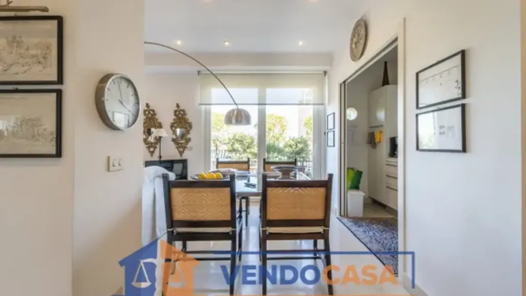 Söögituba - Luxury Penthouse with Panoramic Terrace in Cuneo