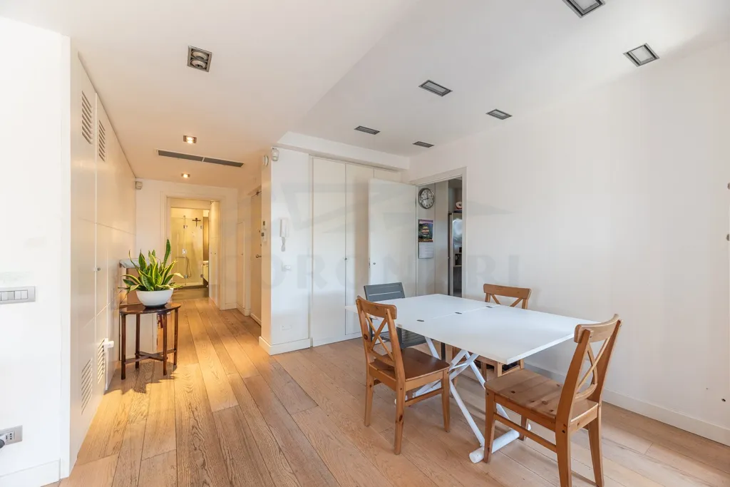 Söögituba - Penthouse with Panoramic Terrace in Vigna Clara, Rome
