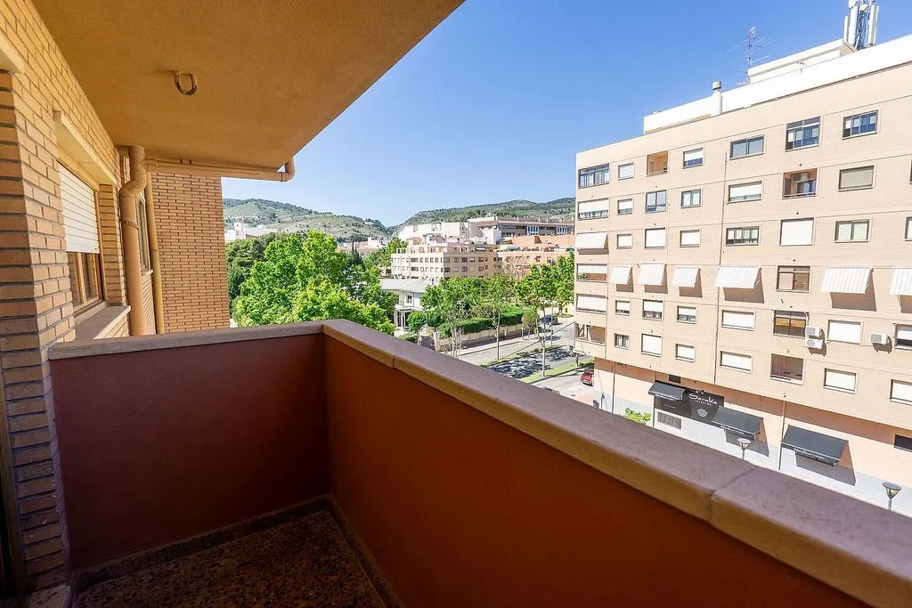 Balcon - Apartment with Balcony and Park View in Ibi