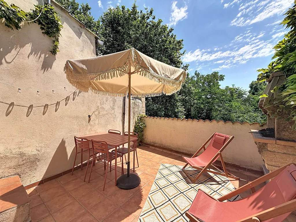 Terrasse - Maison Charmante avec Terrasse à Avignon