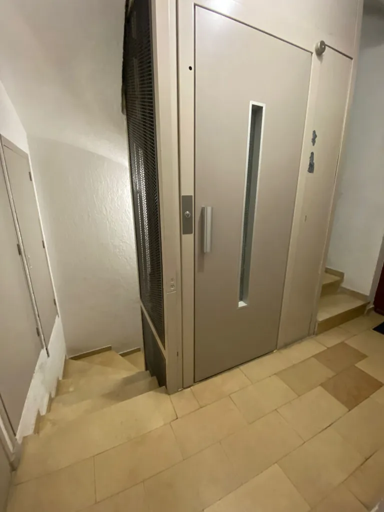 Entrée - Appartement Meublé Calme Quartier Vernet
