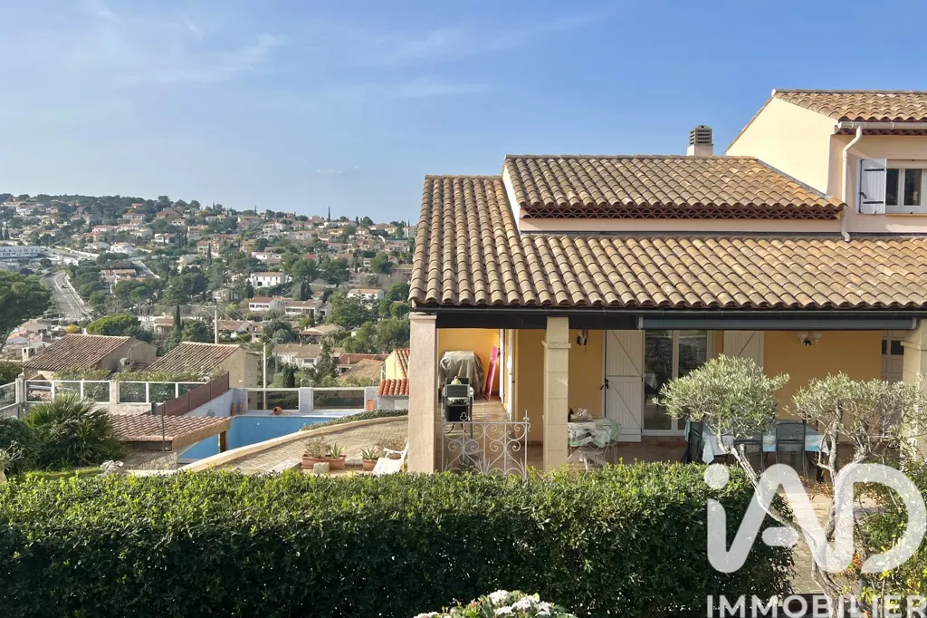 Välivaade - Luxury Villa with Pool in Carnoux-en-Provence
