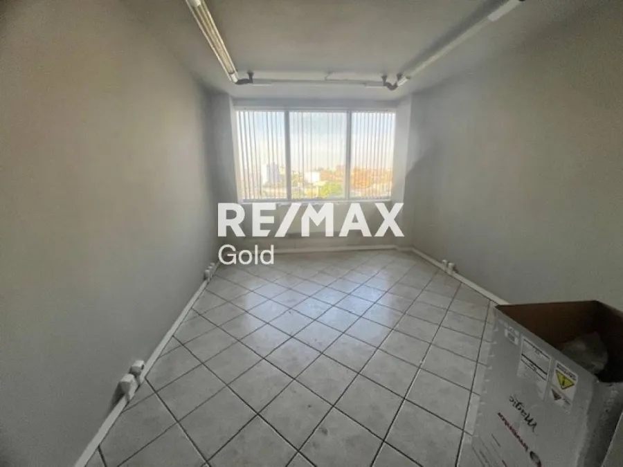 Rooms - Office with Sea View in Thessaloniki Centre