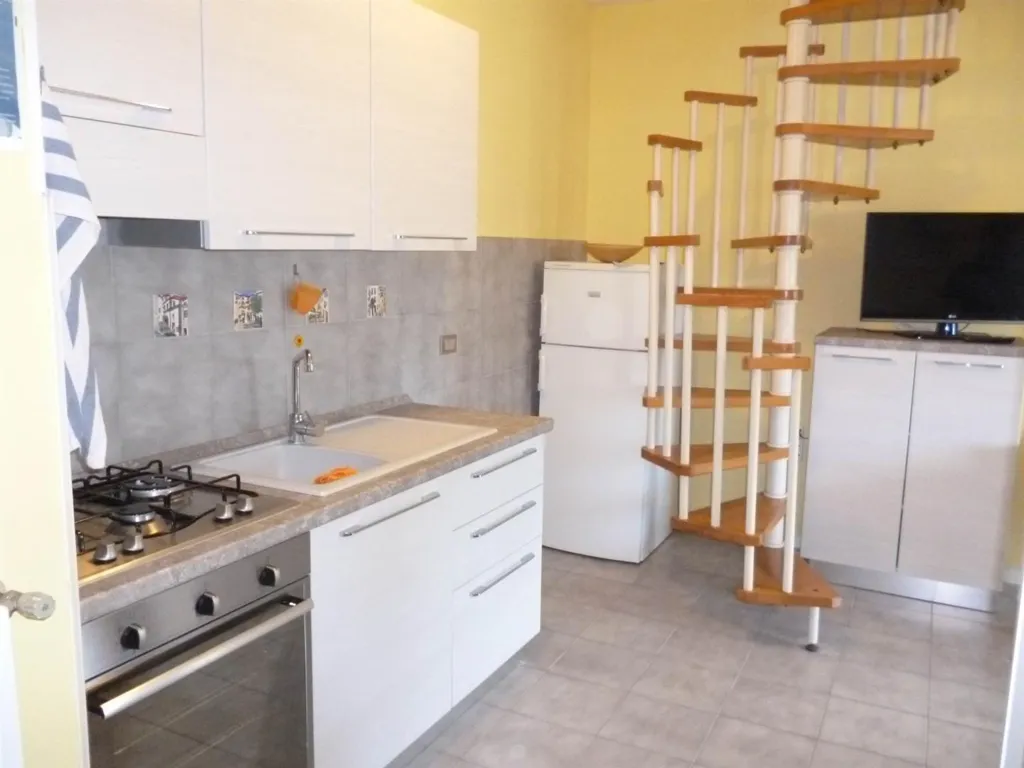 Köök - Twin-Storey Apartment with Sea View in Numana