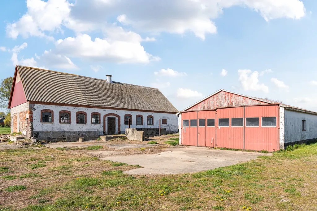 Välivaade - Stable with Potential for Conversion in Österlen