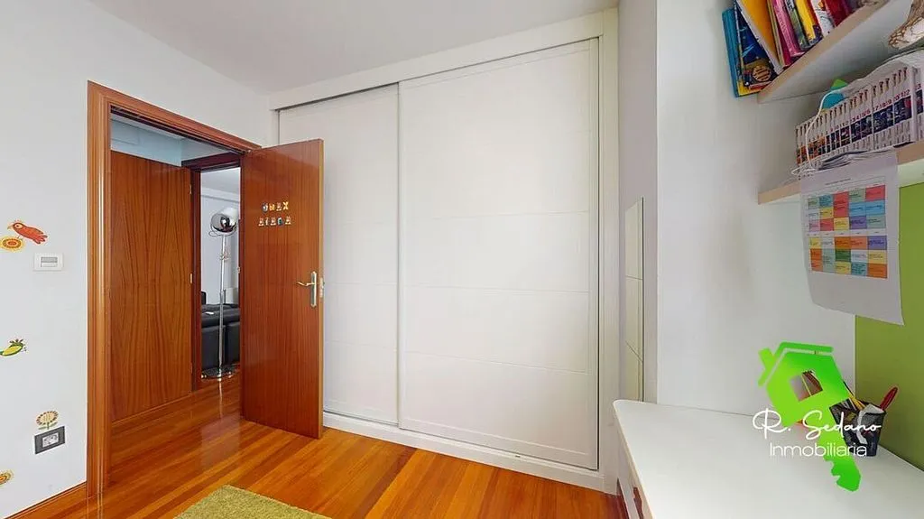 Esik - Apartment with Garden and Garage in San Vicente