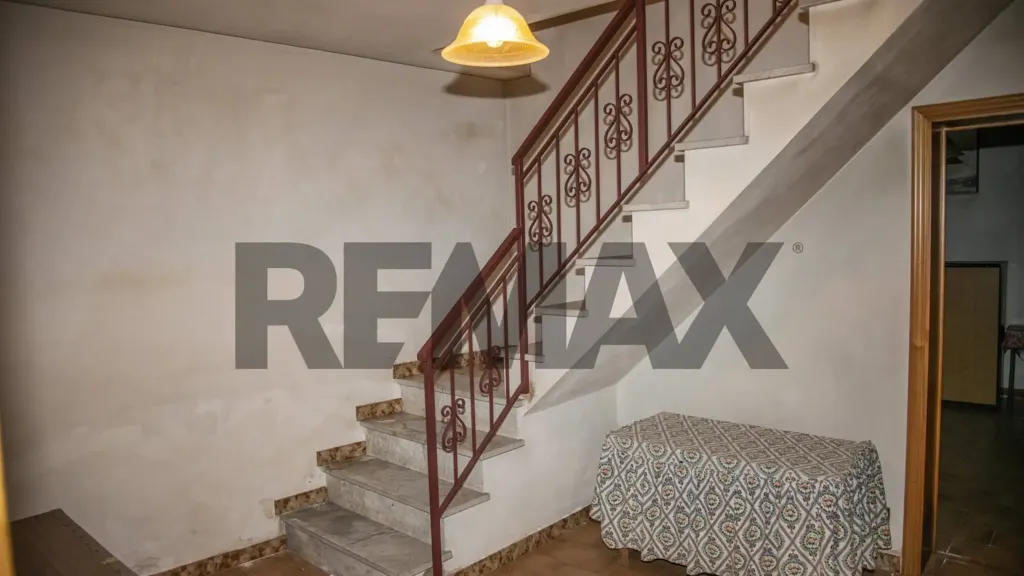 Rooms - Semi-detached House with Terrace in Fabrizia