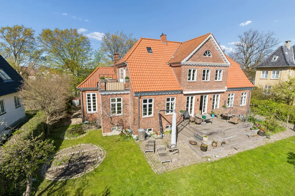 Õhuvaade - Mansion Villa with Loft in Hellerup