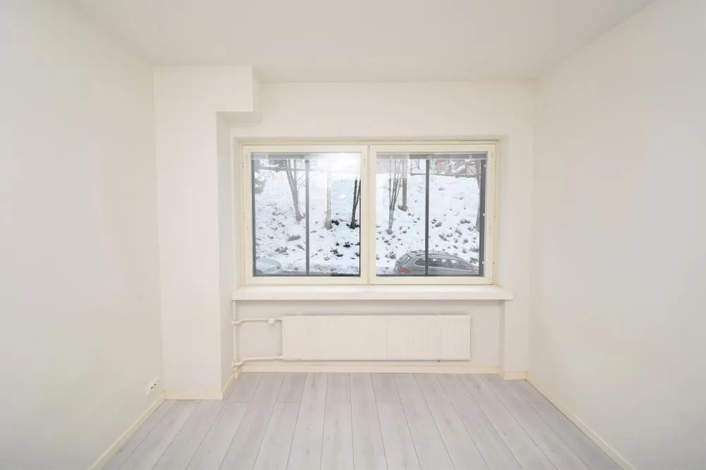 Toad - Renovated Apartment with Balcony in Lahti Centre