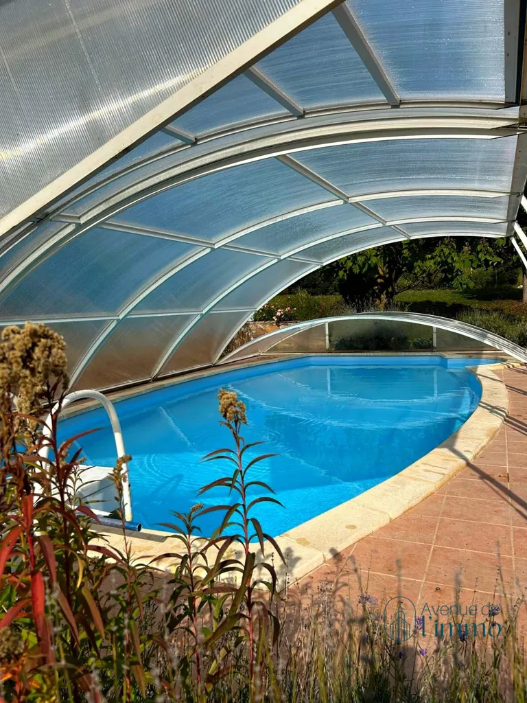 Bassein - Country House with Pool in Rural Area