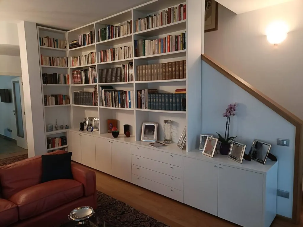 Bureau - Independent House with Garden in Fabriano