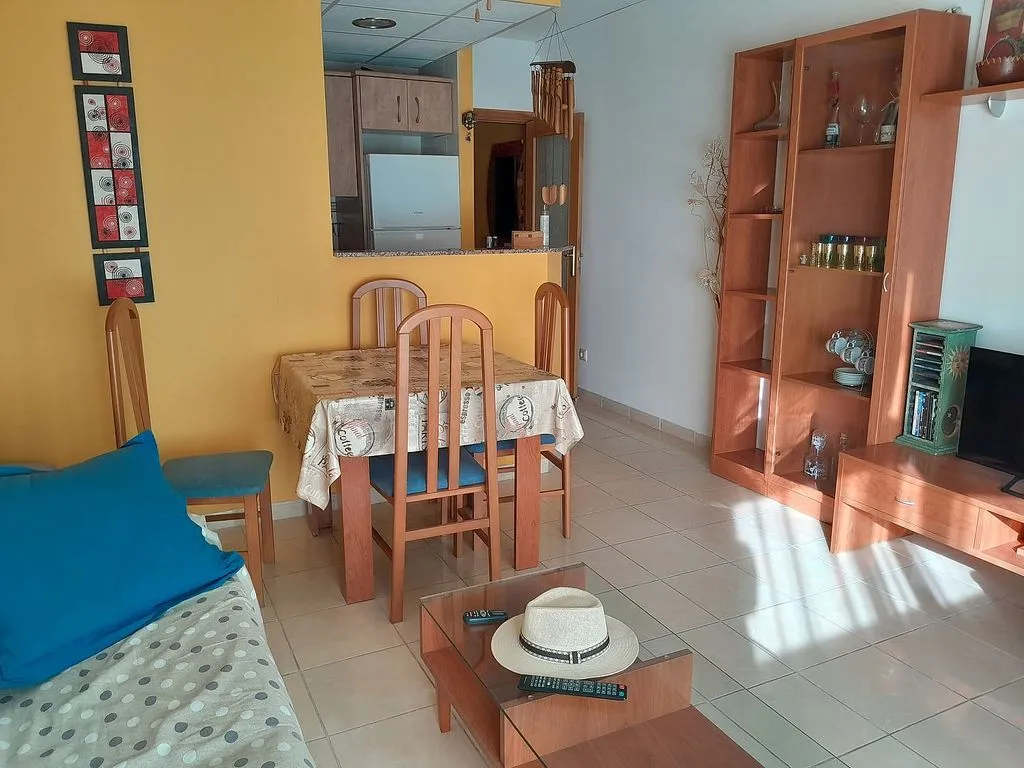 Elutuba - Amueblado Flat with Garage in Port Zone