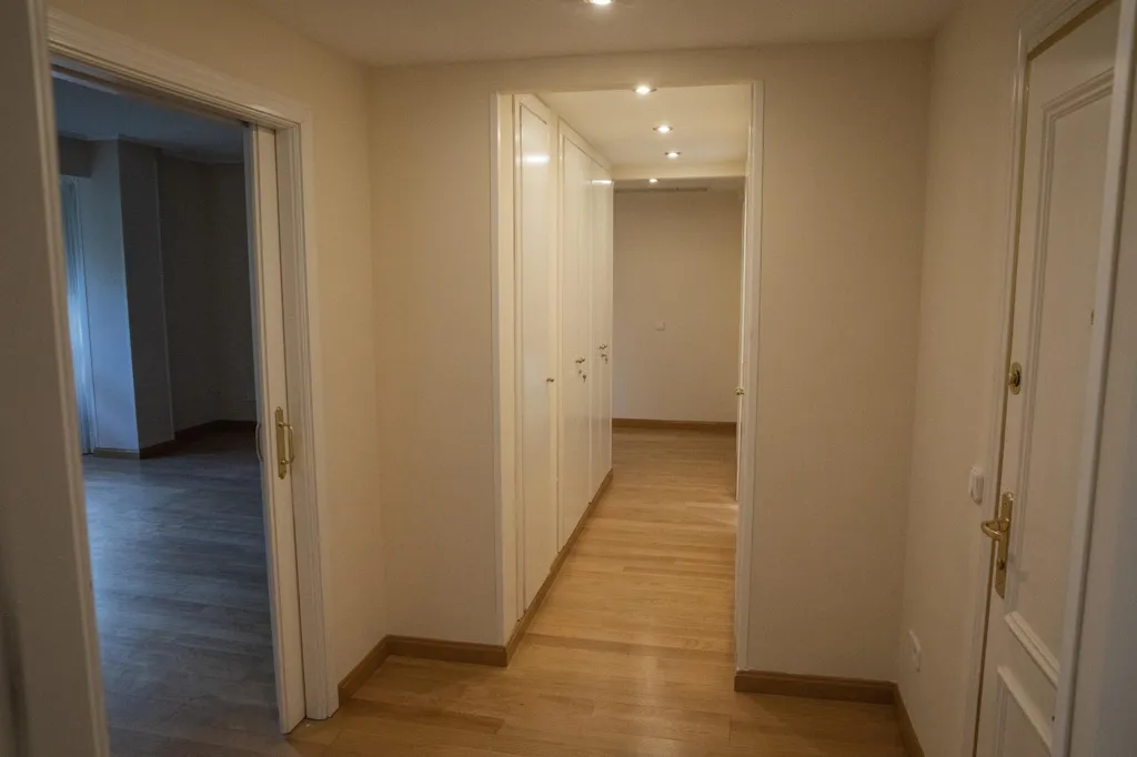Hallway - Luxury Flat with Pool in Colina, Madrid