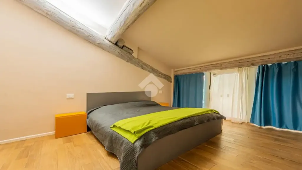 Magamistoad - Triplex in Historic Centre, San Felice del Benaco