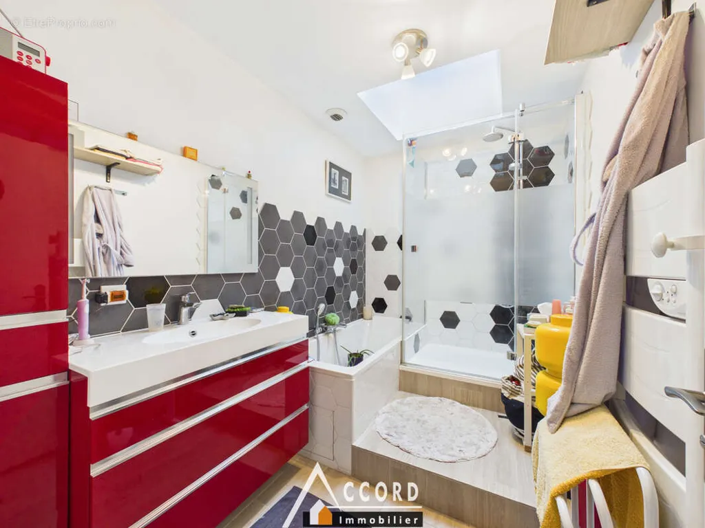 Bagni - Duplex Apartment with Balcony in Sartroville