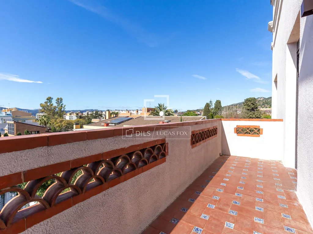 Balkon - Historic House with Pool in Sant Just Desvern