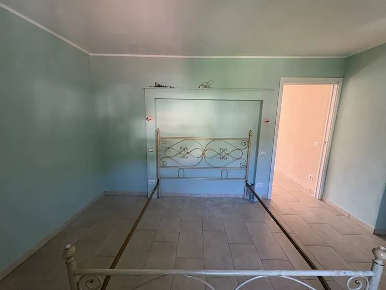 Schlafzimmer - Rearranged Apartment with Balcony in Gallicano