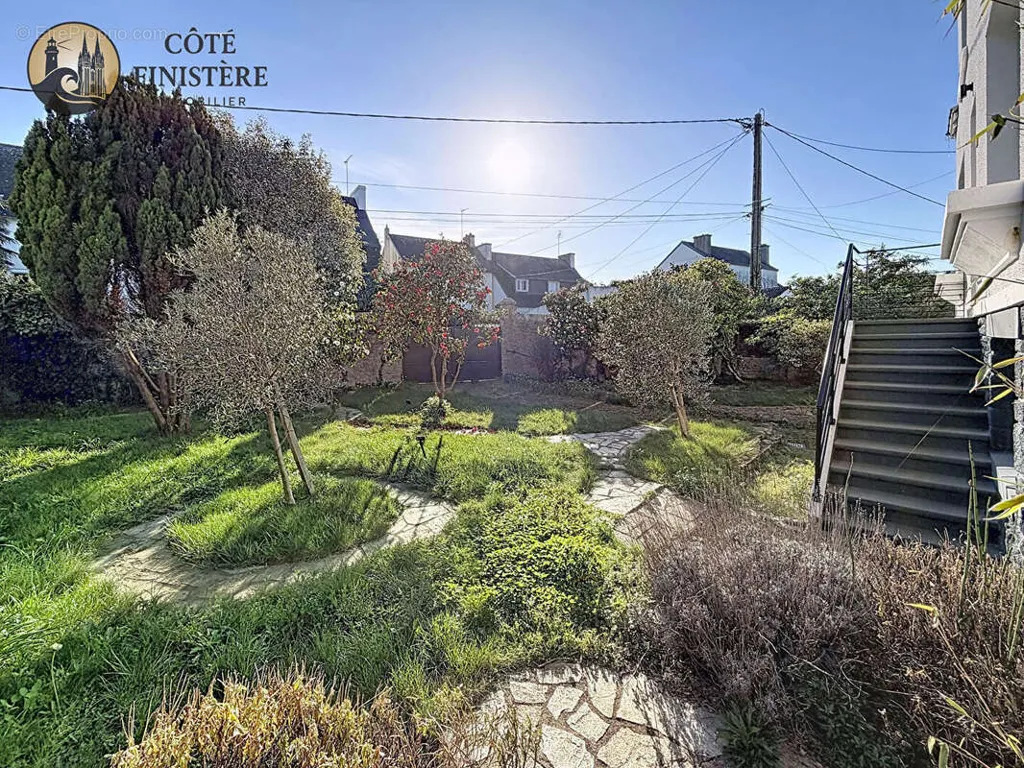 Jardin - Maison Contemporaine avec Jardin à Loctudy