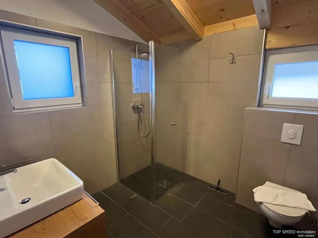 Vannitoad - Chalet with Ski Access in Wagrain