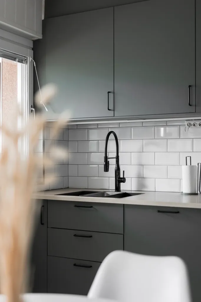 Cuisine - Renovated Flat with Balcony in Kristinehamn