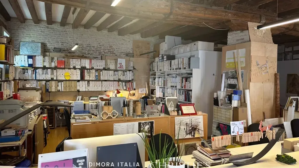 Bureau - Loft with Open Space in Santa Croce, Venice