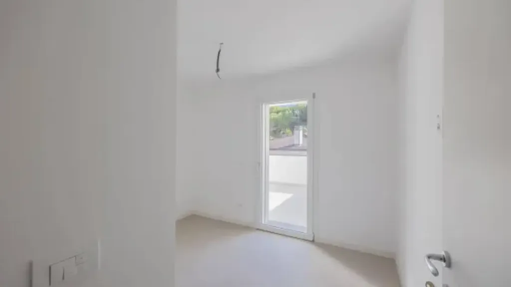 other_room