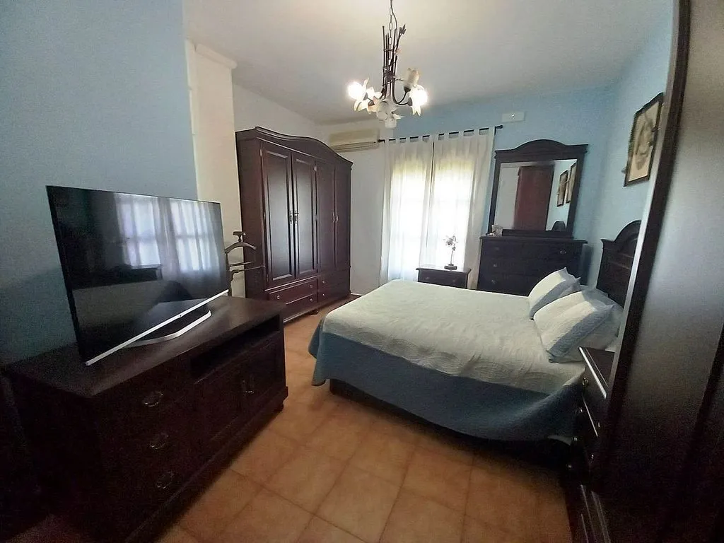 Chambres - Semi-detached House with Balcony in El Pedroso