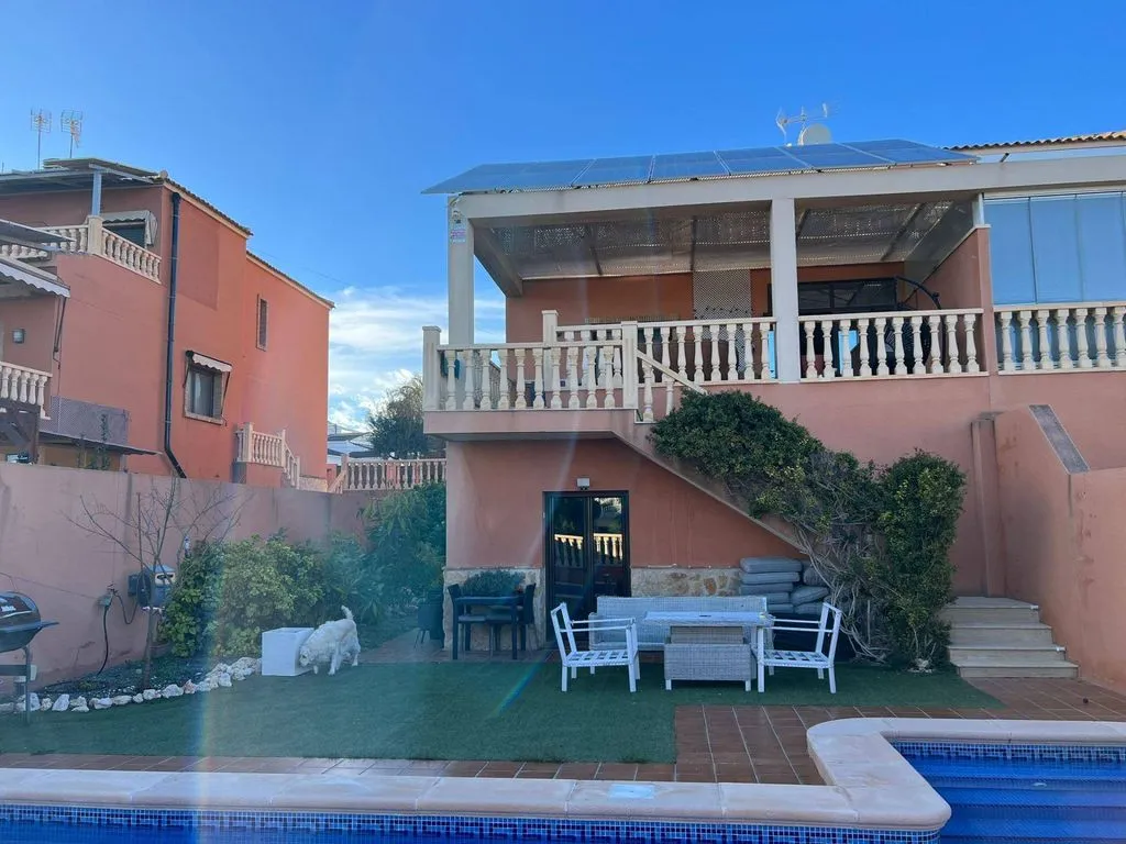 Piscine - Luxury House with Pool in Torrevieja