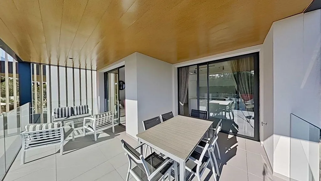 Terrasse - Modern Apartment with Terrace in Golf Resort