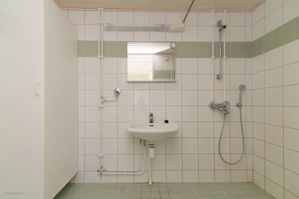 Salles de bain - Triplex with Garden in Ahtiala, Lahti