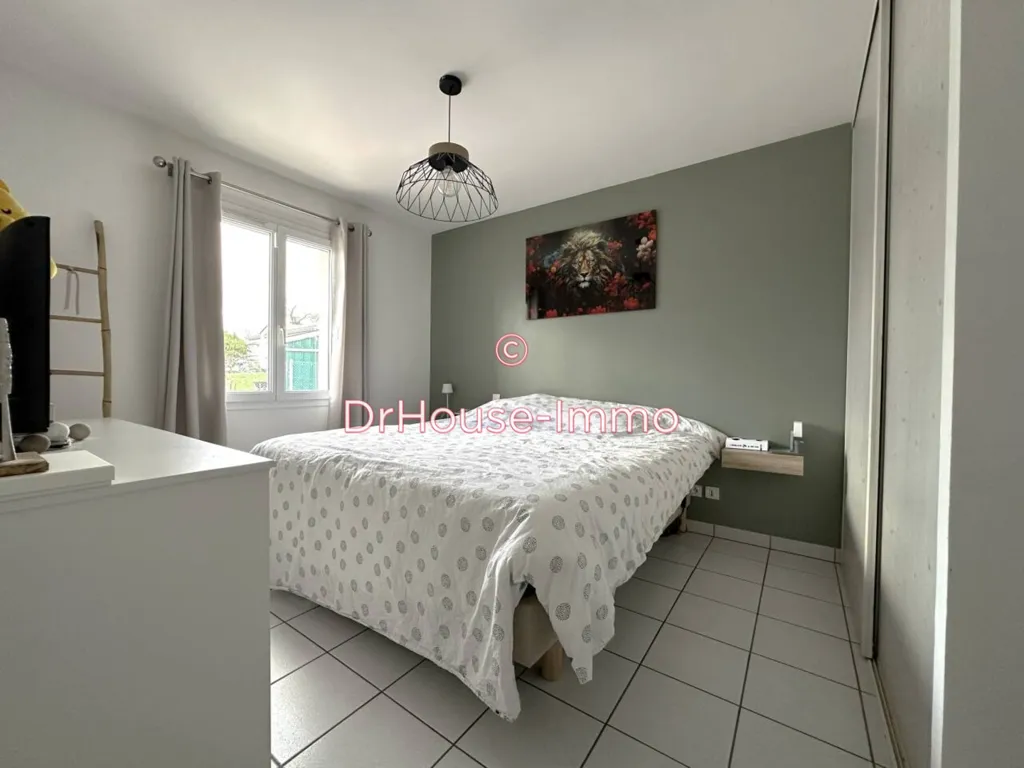 Chambres - Maison de Plain-Pied avec Piscine à Champniers